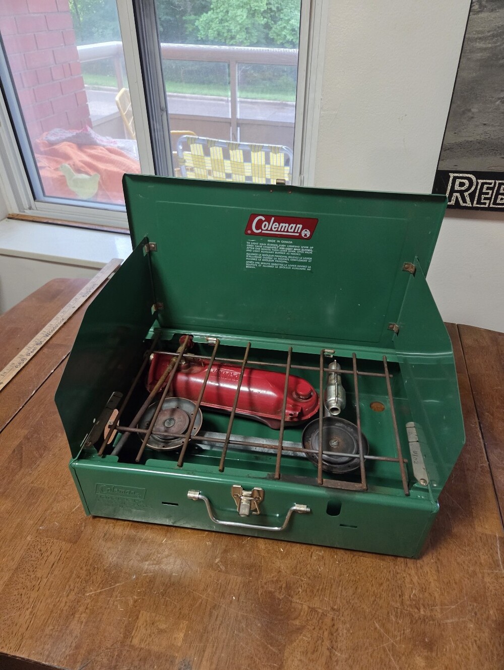 Vintage Canadian Coleman 2-Burner Camp Stove - Liquid Fuel / White Gas